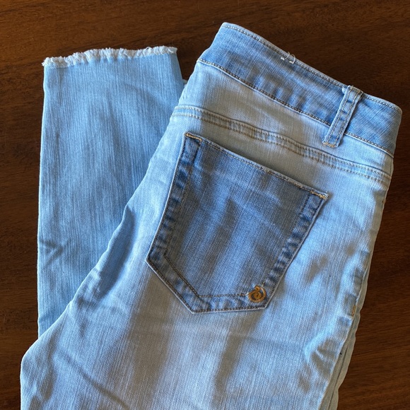 Two Tone Skinny Jeans - Picture 6 of 7